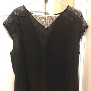 Banana Republic Silky top with lace.  Size XL